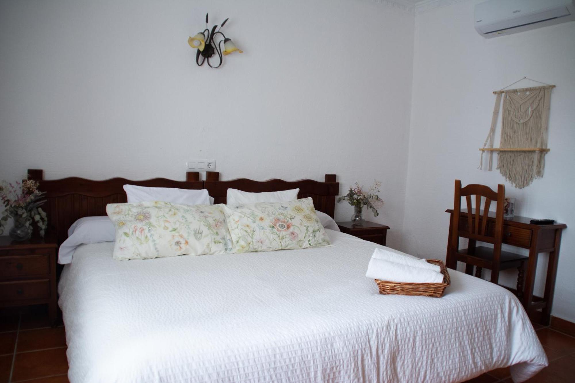 Hostal Rural La Plata Parking Incluido Аркос де ла Фронтера Экстерьер фото